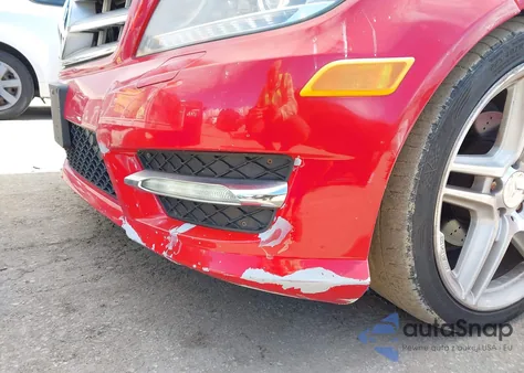 2013 Mercedes-Benz C 250 Sport z USA, uszkodzony, nr VIN WDDGF4HB5DA803693